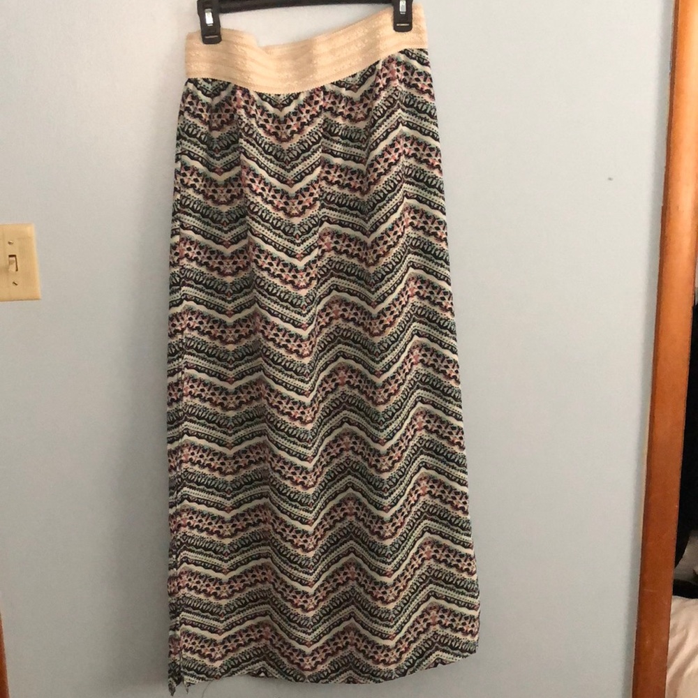 Size L Long skirt with slits on both sides